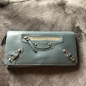 Balenciaga wallet auth & used & painted